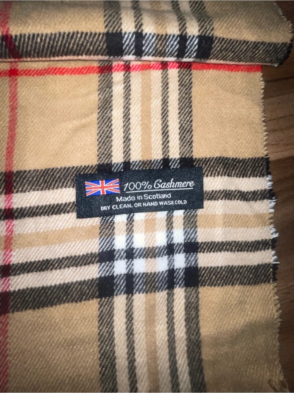 Unisex Scotland Tan Beige Nova Plaid 100% Cashmere Full Length Scarf